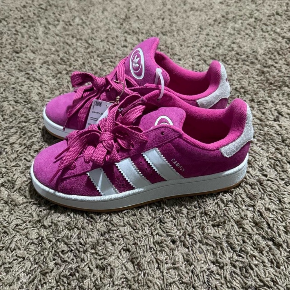 NWT Adidas Campus 00s Fuchsia Womens Size 7